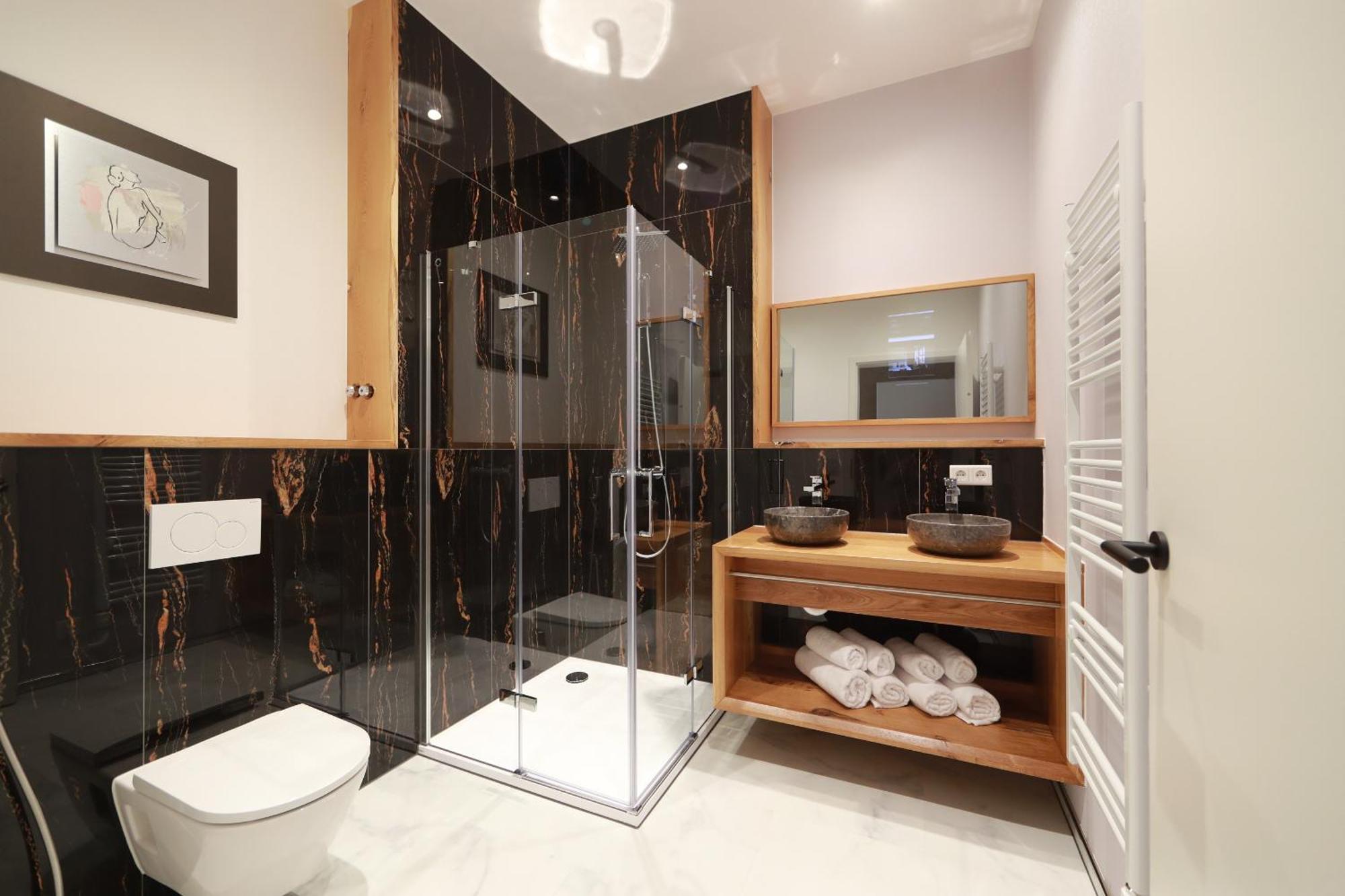 36 Pho Co Hotel & Suites Weimar  Esterno foto