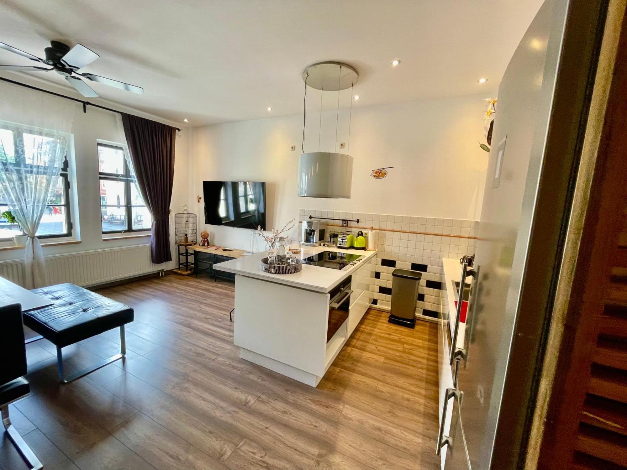 36 Pho Co Hotel & Suites Weimar  Esterno foto